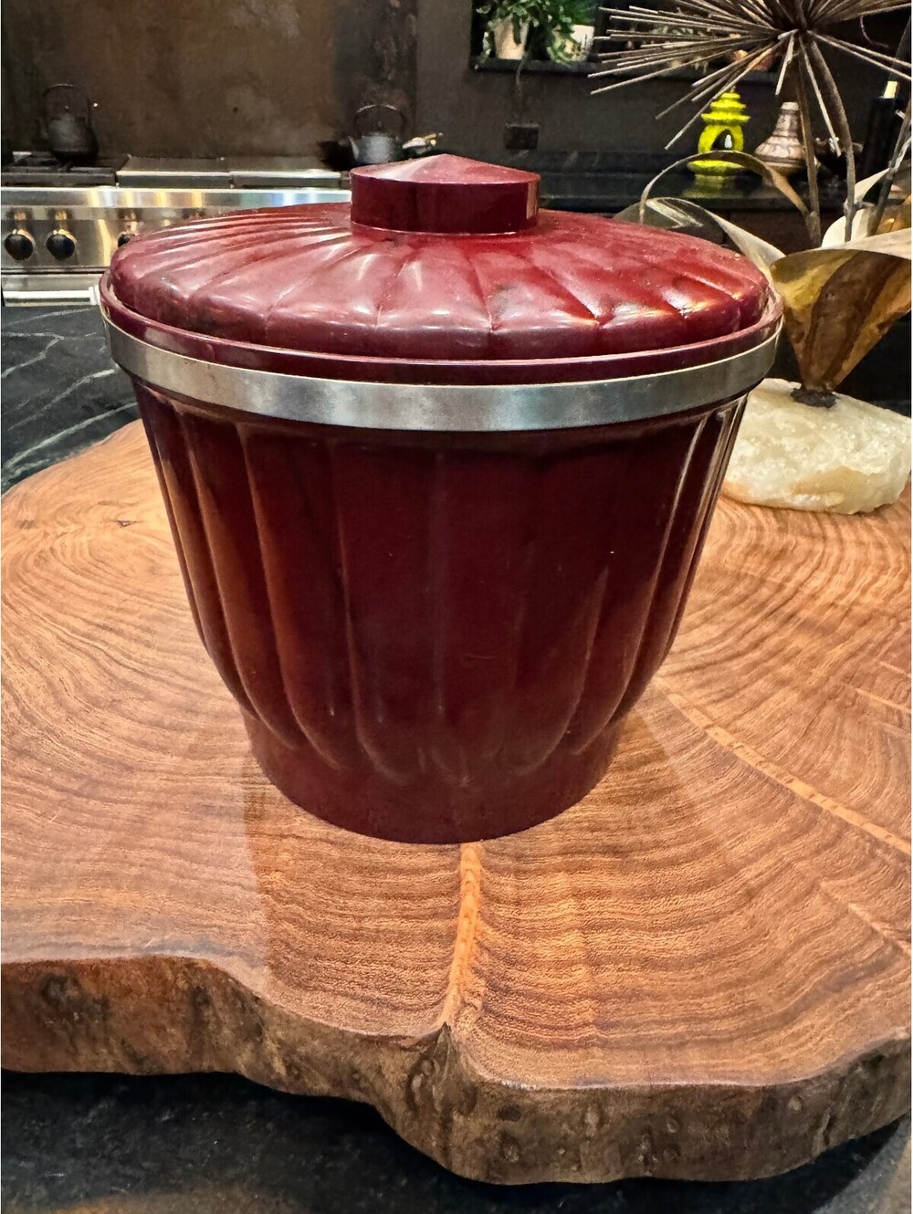 Vintage Art Deco Bakelite Thermos Ice Bucket – Model 1934